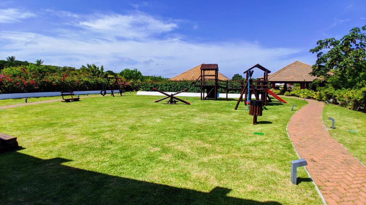 Piscinas Naturais De Praia Do Forte Esterno foto